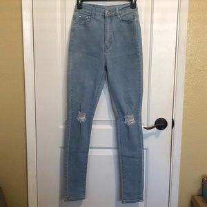 High Waisted Jeans